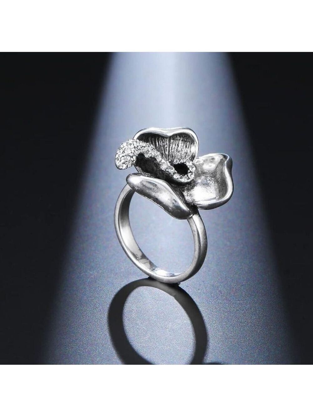 Silver Color Flower Ring - Picture 5 of 6